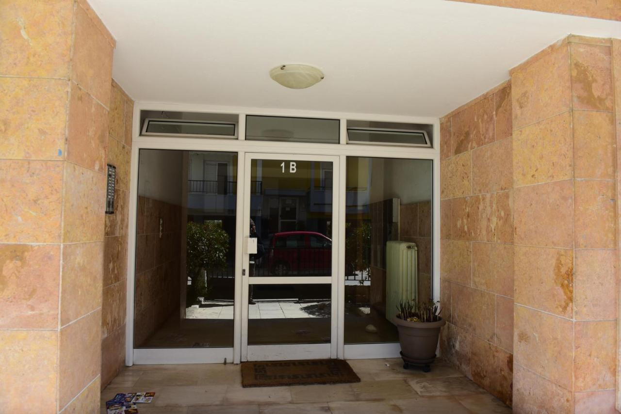 Urban Kalamitsa Beach Appartment Kavala Bagian luar foto