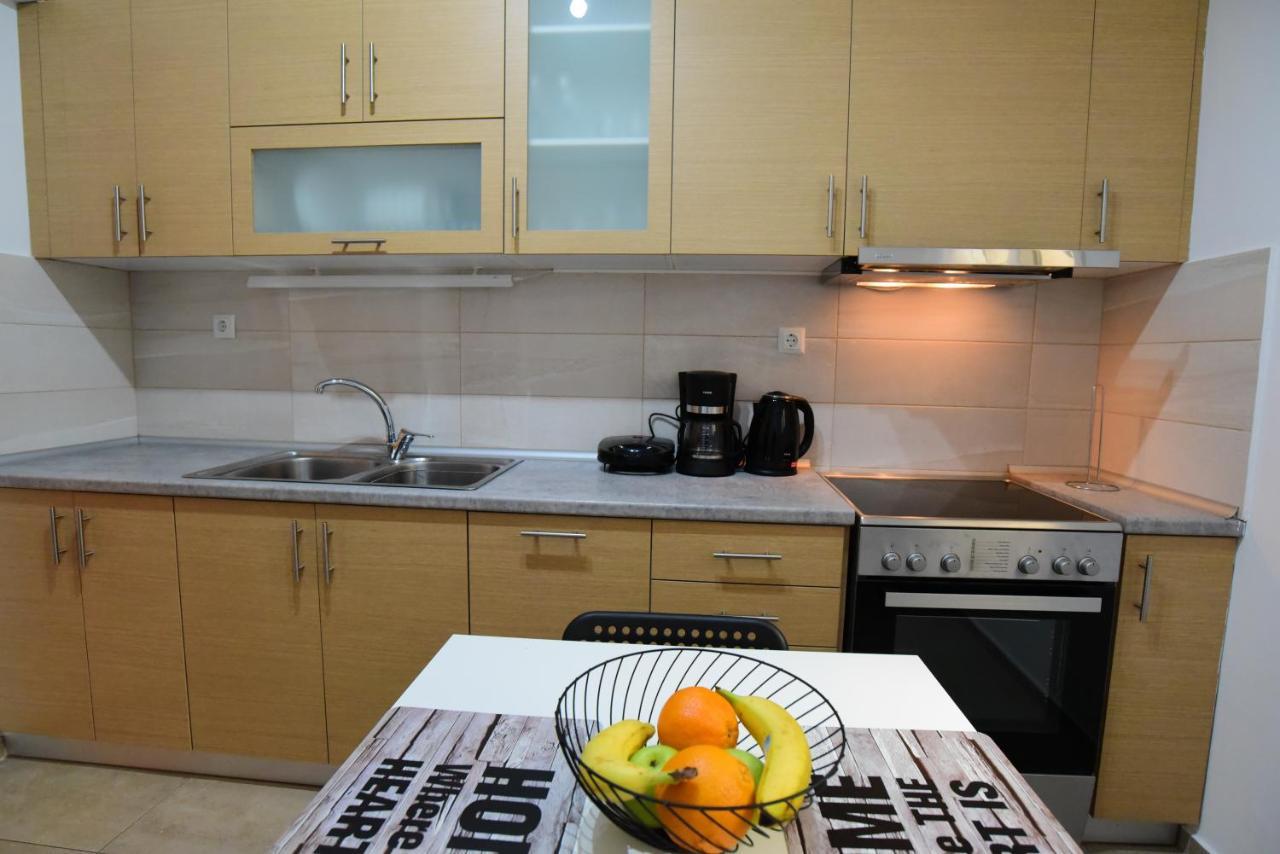 Urban Kalamitsa Beach Appartment Kavala Bagian luar foto